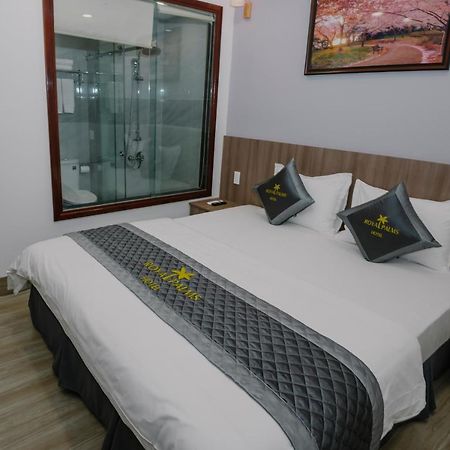 Royal Palms Hotel Tuy Hòa Buitenkant foto